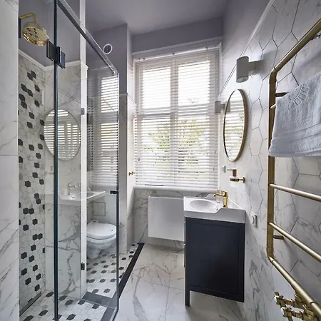 Sun & By Oneapartments Premium 公寓 *