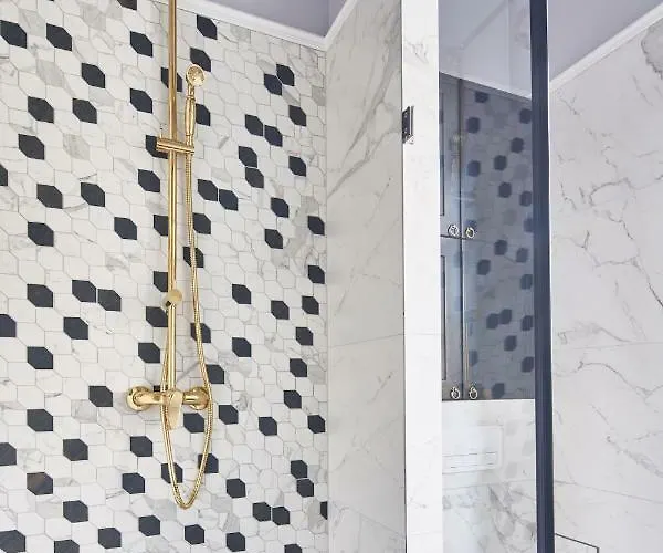 Sun & By Oneapartments Premium Appartement *